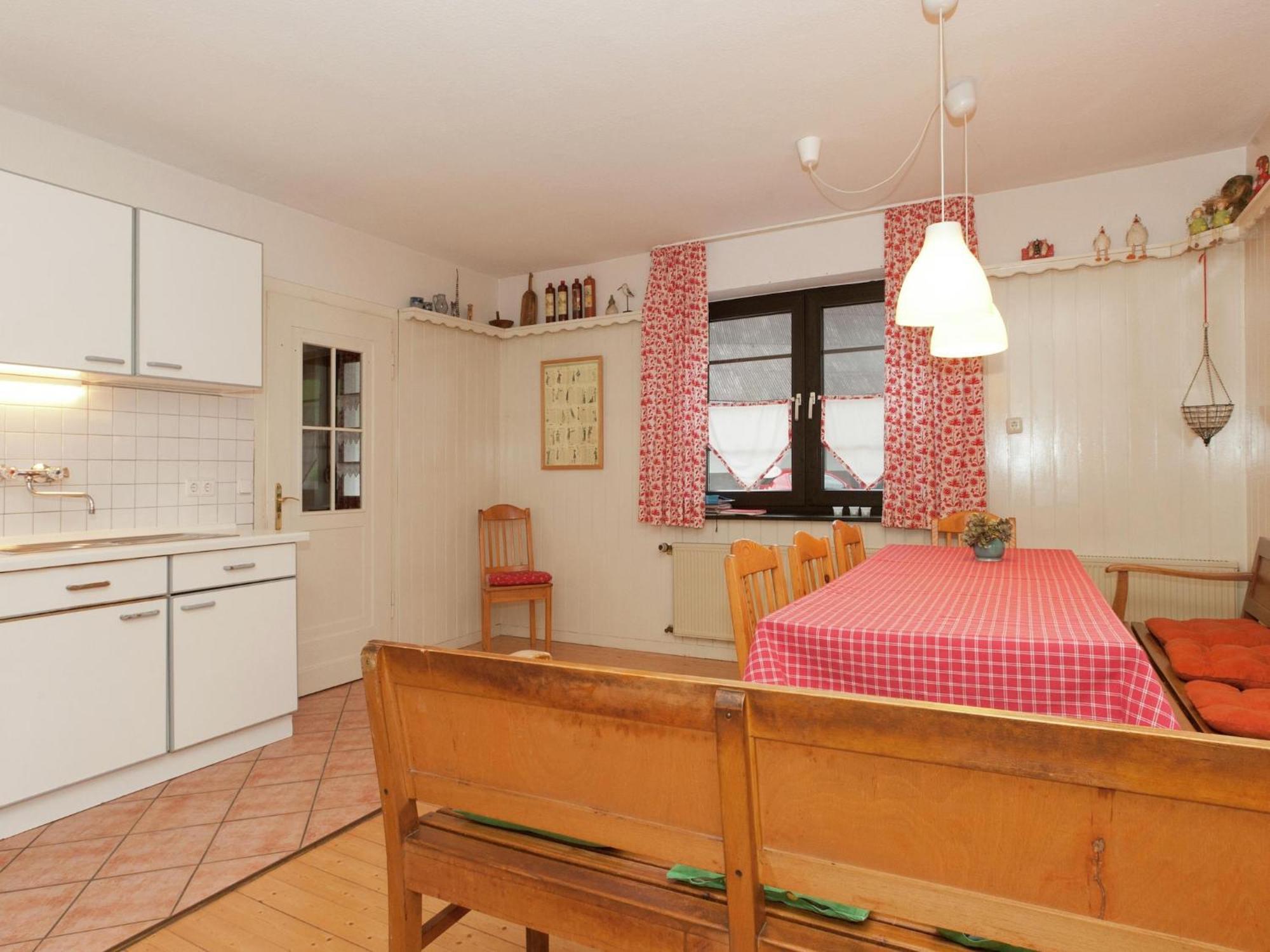 Cosy Apartment In Menkhausen Near The Ski Area Schmallenberg Bagian luar foto