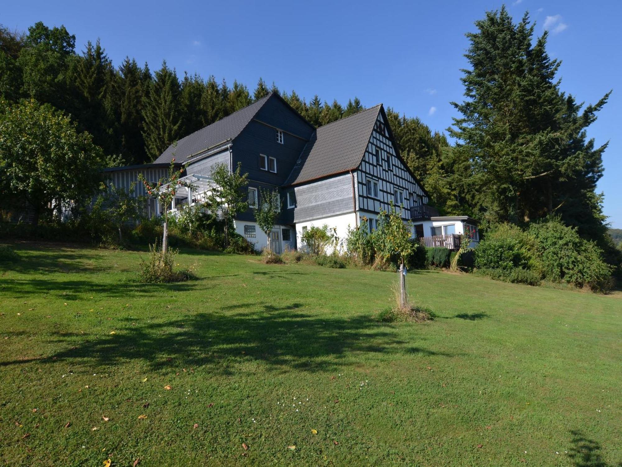 Cosy Apartment In Menkhausen Near The Ski Area Schmallenberg Bagian luar foto